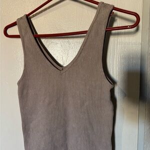 Elegant Ribbed Sleeveless Top in Tan